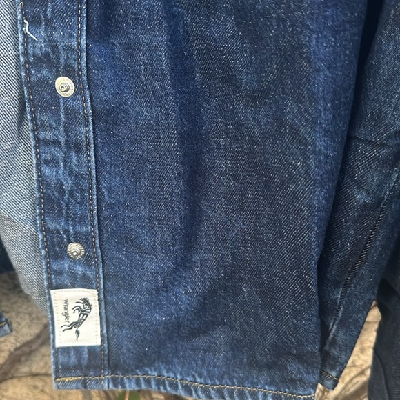 Wrangler Girlfriend  Shirt Dark Wash - Picture 8 of 12